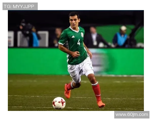 墨西哥足球传奇球星盘点：从古尔特到洛萨诺的辉煌历程